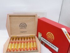 Hộp cigar H.Upmann Magnum 52 dát vàng